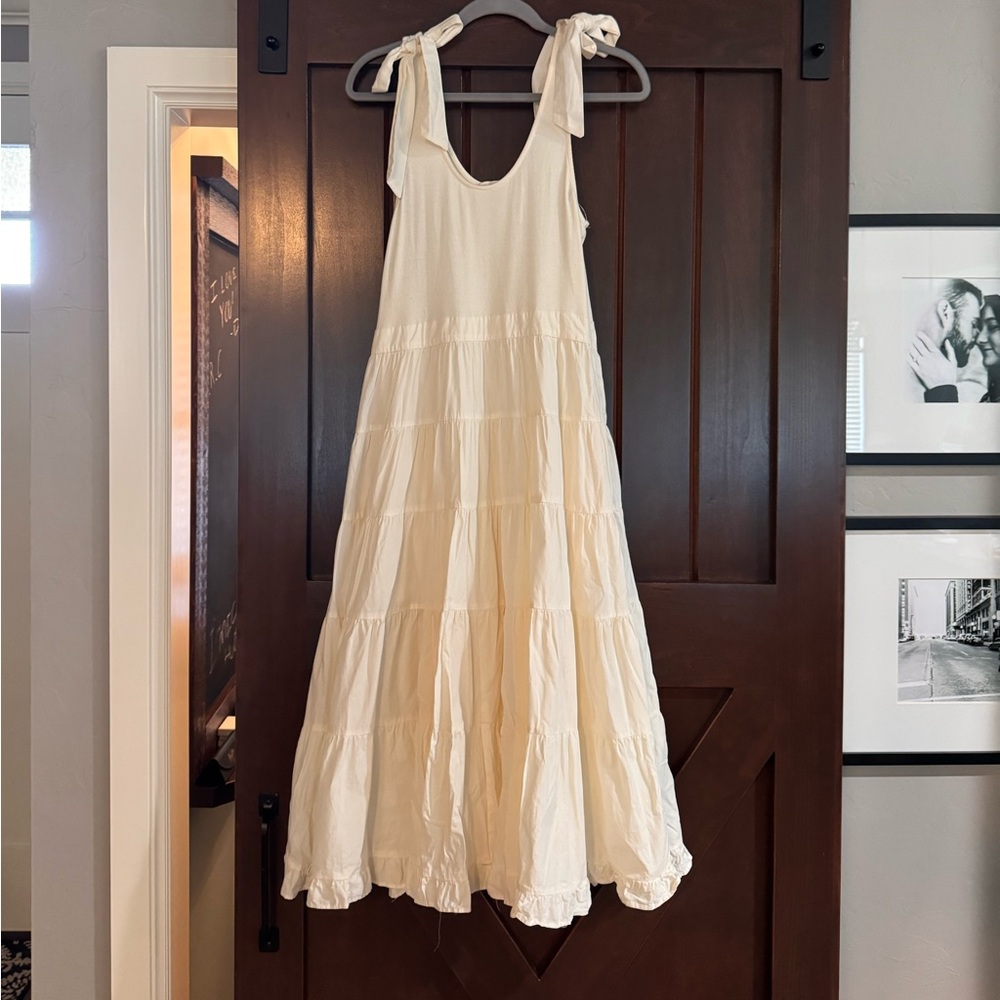 Chelsea & Violet Peplum Bow Tie Shoulder Tiered Ribbed Off White Dress Bridal - Picture 7 of 14